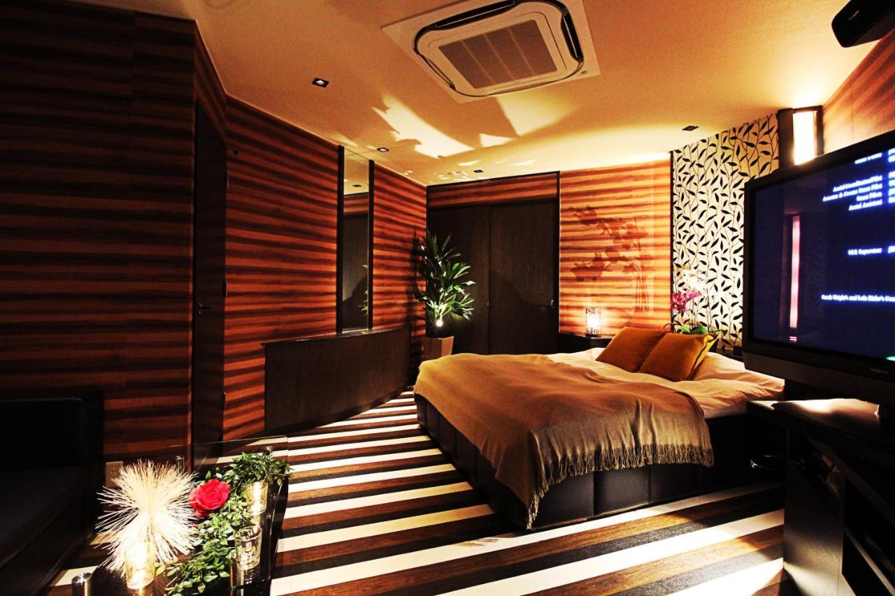 Hotel O2 -Adult Only- Hirabari Exterior foto