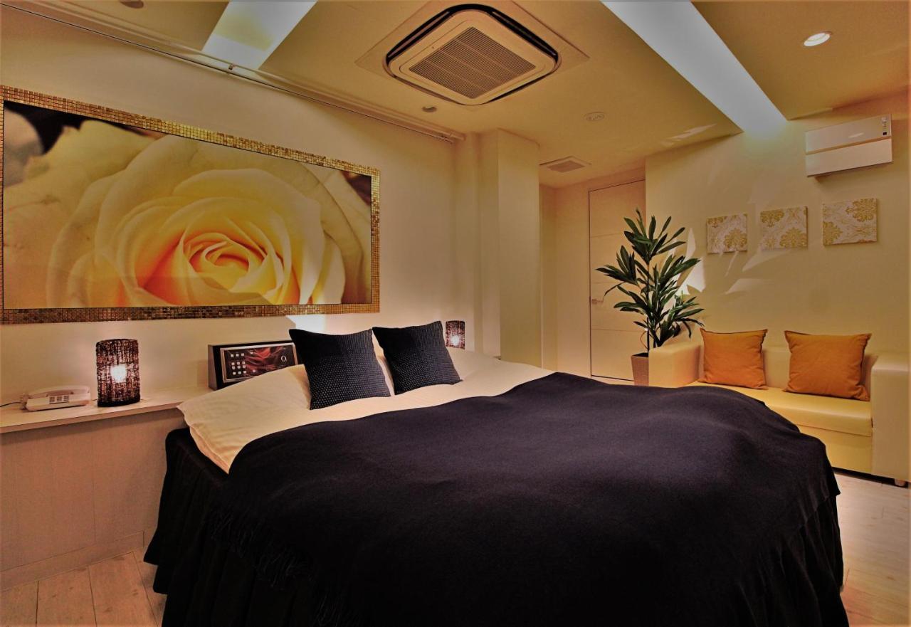 Hotel O2 -Adult Only- Hirabari Exterior foto