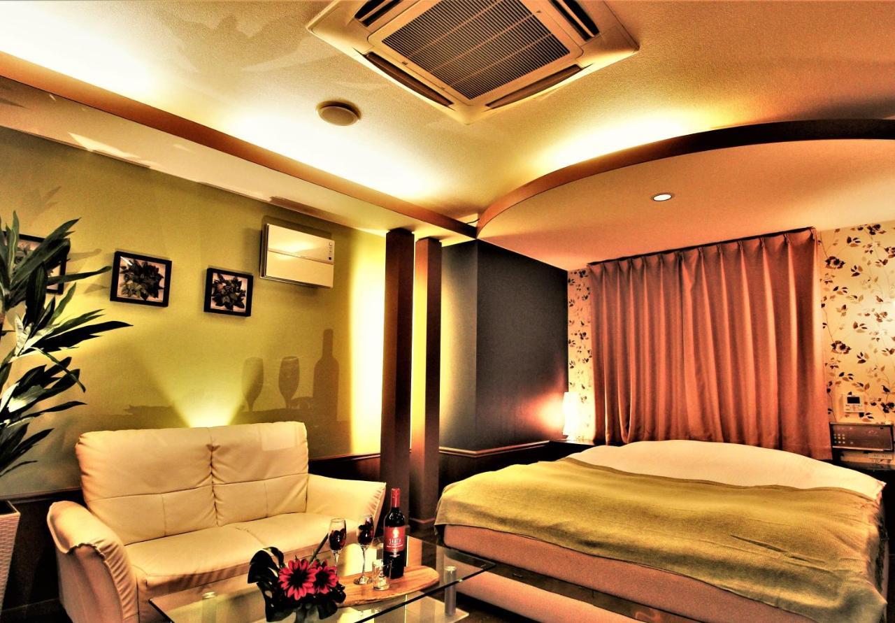 Hotel O2 -Adult Only- Hirabari Exterior foto